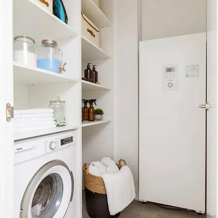 P&o 3bed Urban Sky Apartment